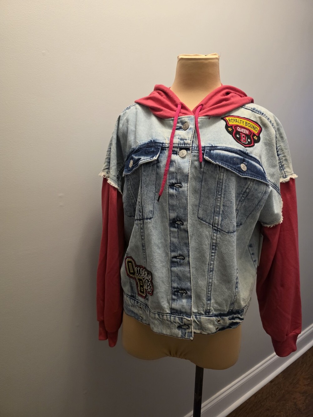 Thrill Jeans Varsity Style Hoided Demin Jacket Y2K Graphic Outerware